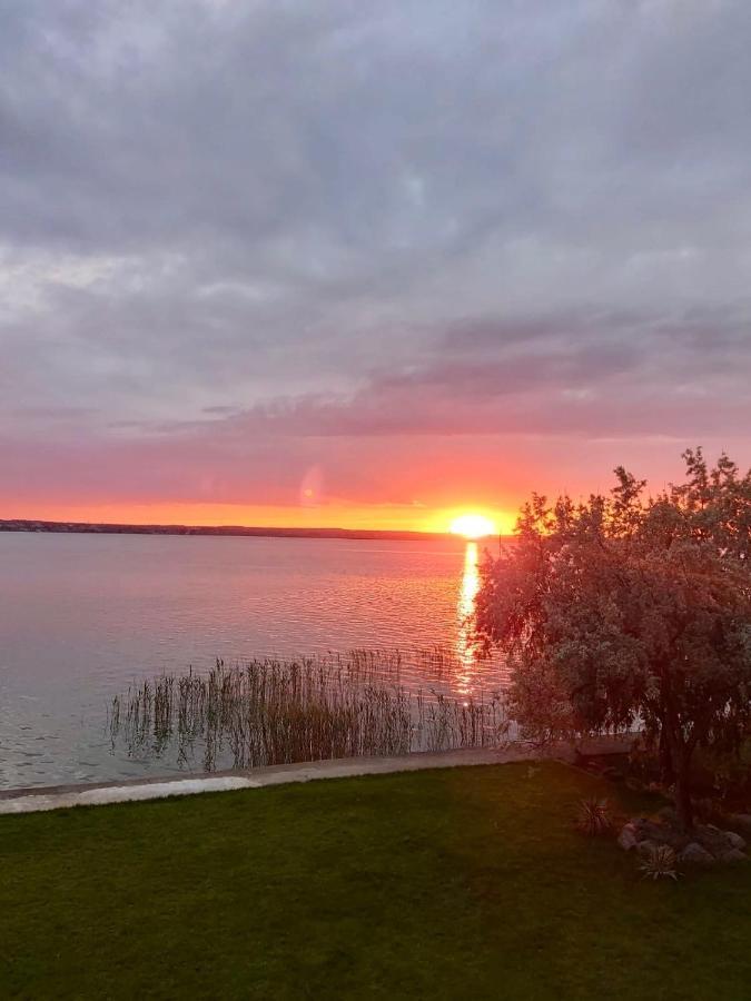 Riva Lake Boutique Mamaja Zewnętrze zdjęcie